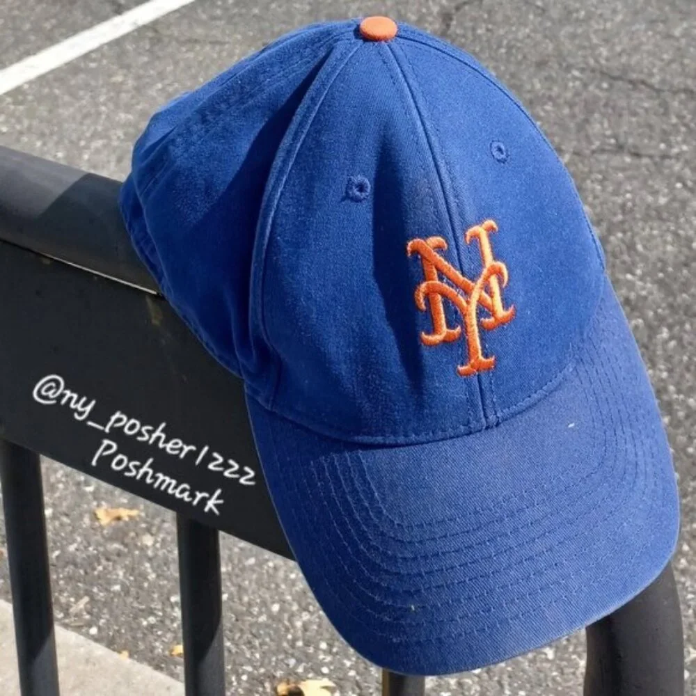 MLB 𝖦𝖤𝖭𝖴𝖨𝖭𝖤 𝖬𝖤𝖱𝖢𝖧𝖠𝖭𝖣𝖨𝖲𝖤 𝙽𝚈 Mets Baseball Cap